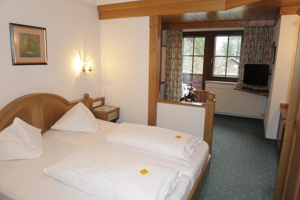 Hotel Stegmuehlhof Mauterndorf  Phòng bức ảnh